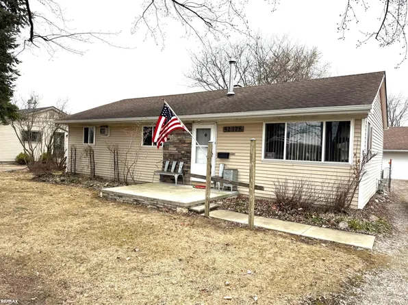 52378 Base St, New Baltimore, MI 48047