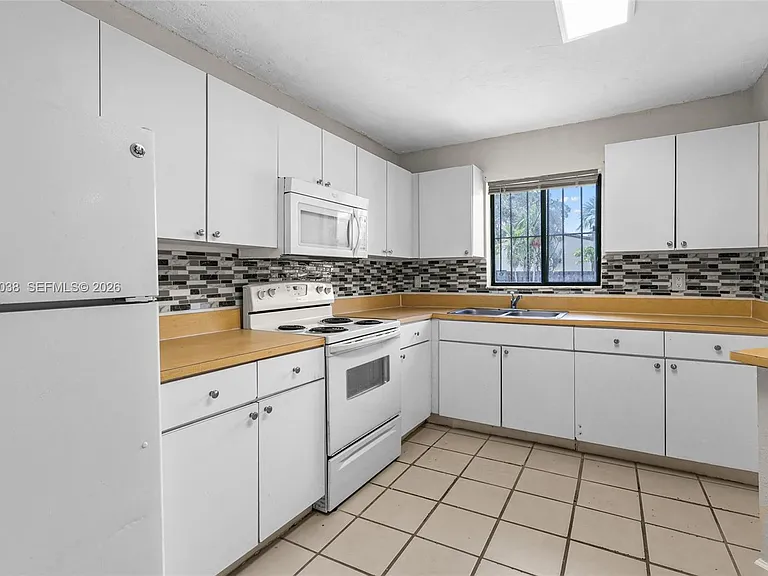28214 SW 143rd Ct #0 — Photo 8