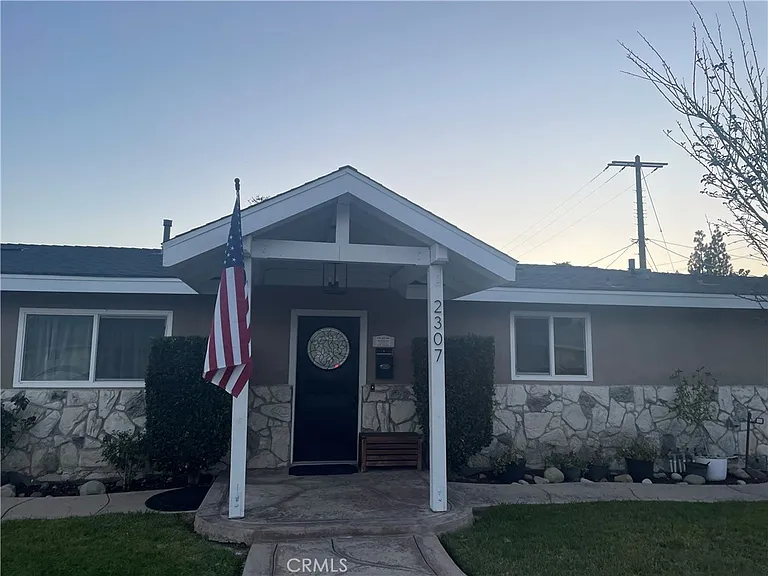 2307 Cordero Ave — Photo 4