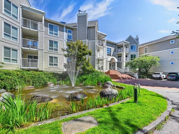 7435 Moffatt Rd #221, Richmond, BC V6Y 1X9