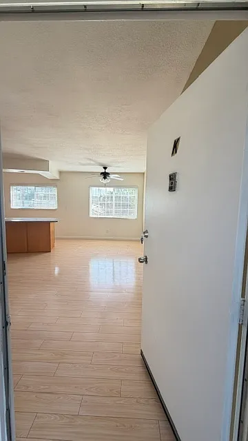 1 bed, 750 sqft, $2,095 — Photo 2
