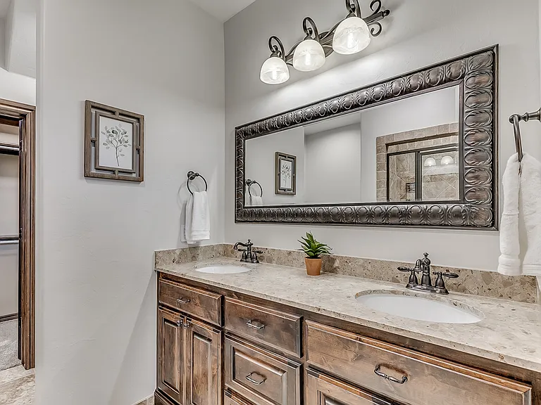 11804 Volterra Way — Photo 43