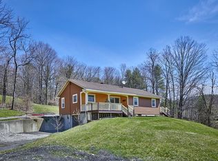 1A Little Mohawk Rd, Shelburne, MA 01370