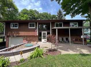 2020 Curtis Rd, Adrian, MI 49221