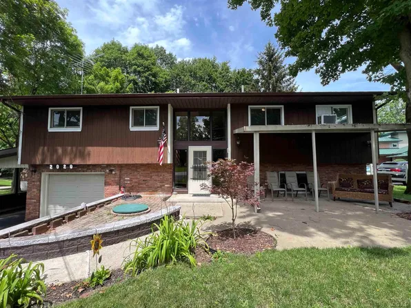 2020 Curtis Rd, Adrian, MI 49221