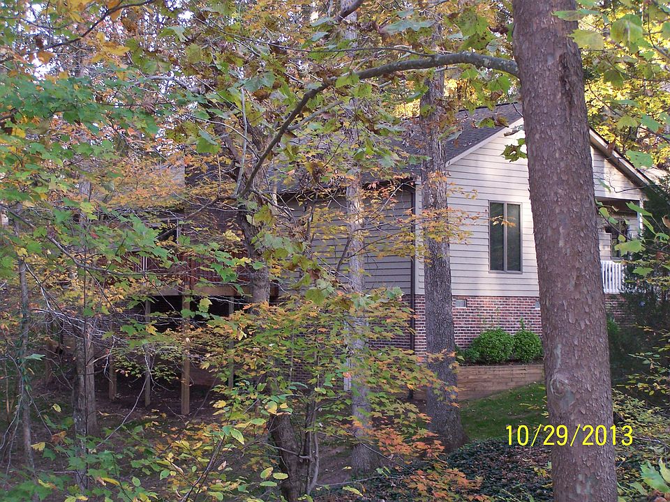 1st image of 225 Landors Dr