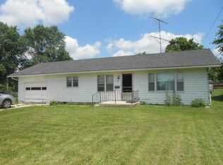 502 W Berry St, Hamilton, MO 64644