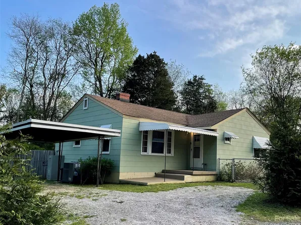 737 Spirit Cir, Chester, SC 29706