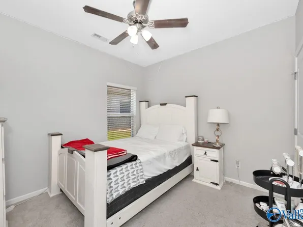 12607 Old Silo Trl SW, Huntsville, AL 35803