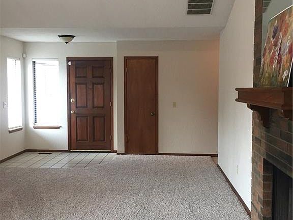 3rd image of 4408 S Olie Ave