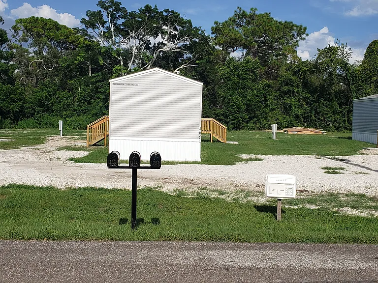 Kiowa Dr — Photo 2
