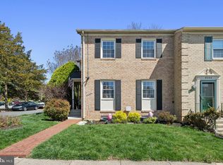 4501 Ravensworth Rd, Annandale, VA 22003