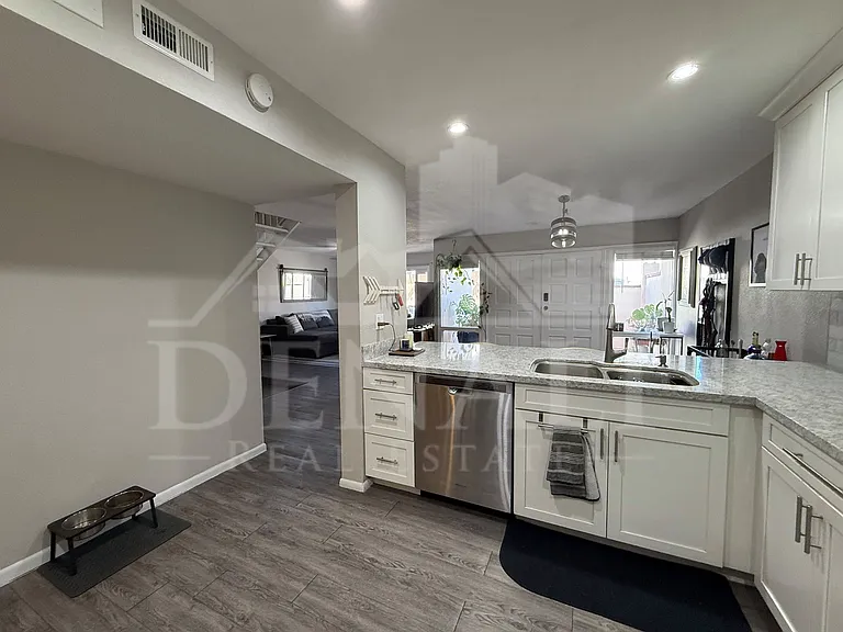 7920 E Arlington Rd #3 — Photo 9
