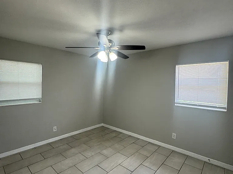 503 Tanglewood Dr — Photo 12