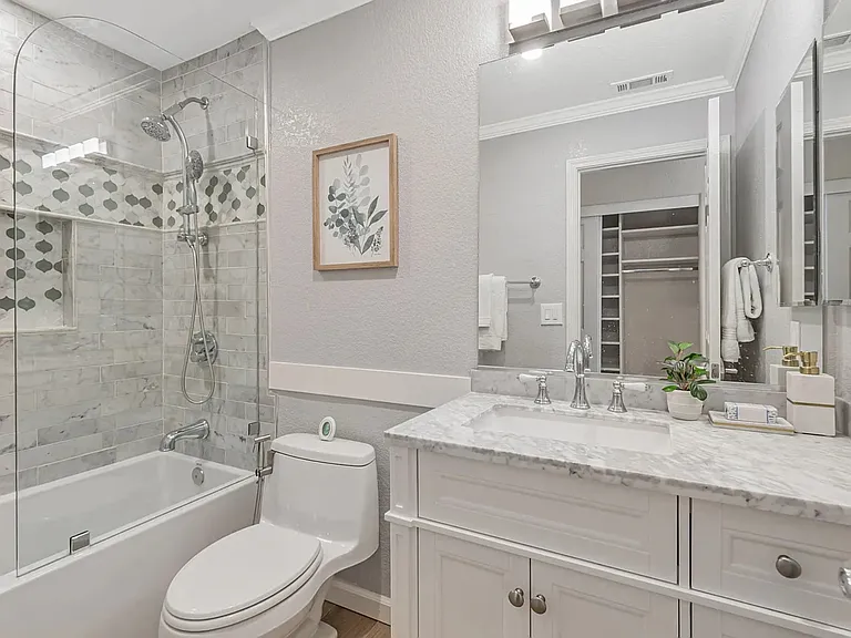 415 Camille Cir #14 — Photo 21