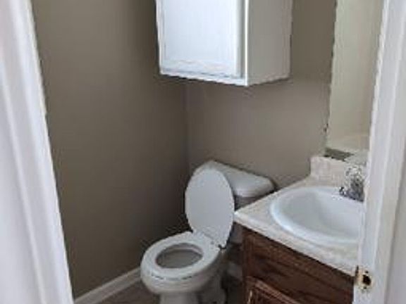 3rd image of 3274 N Senseney Cir