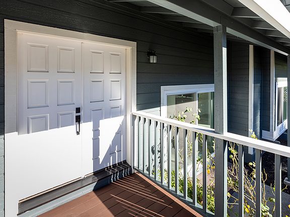 2nd image of 11 Francisca Dr