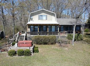 800 Holiday Acres Dr, Springville, TN 38256