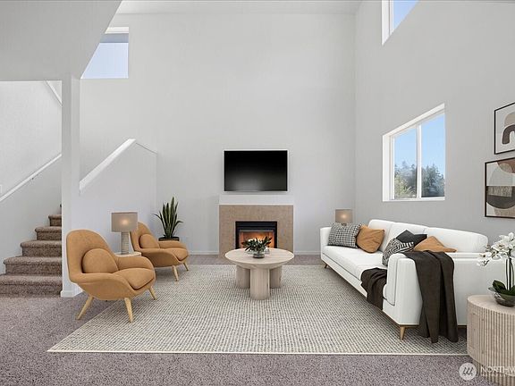 3rd image of 2414 165th Street E