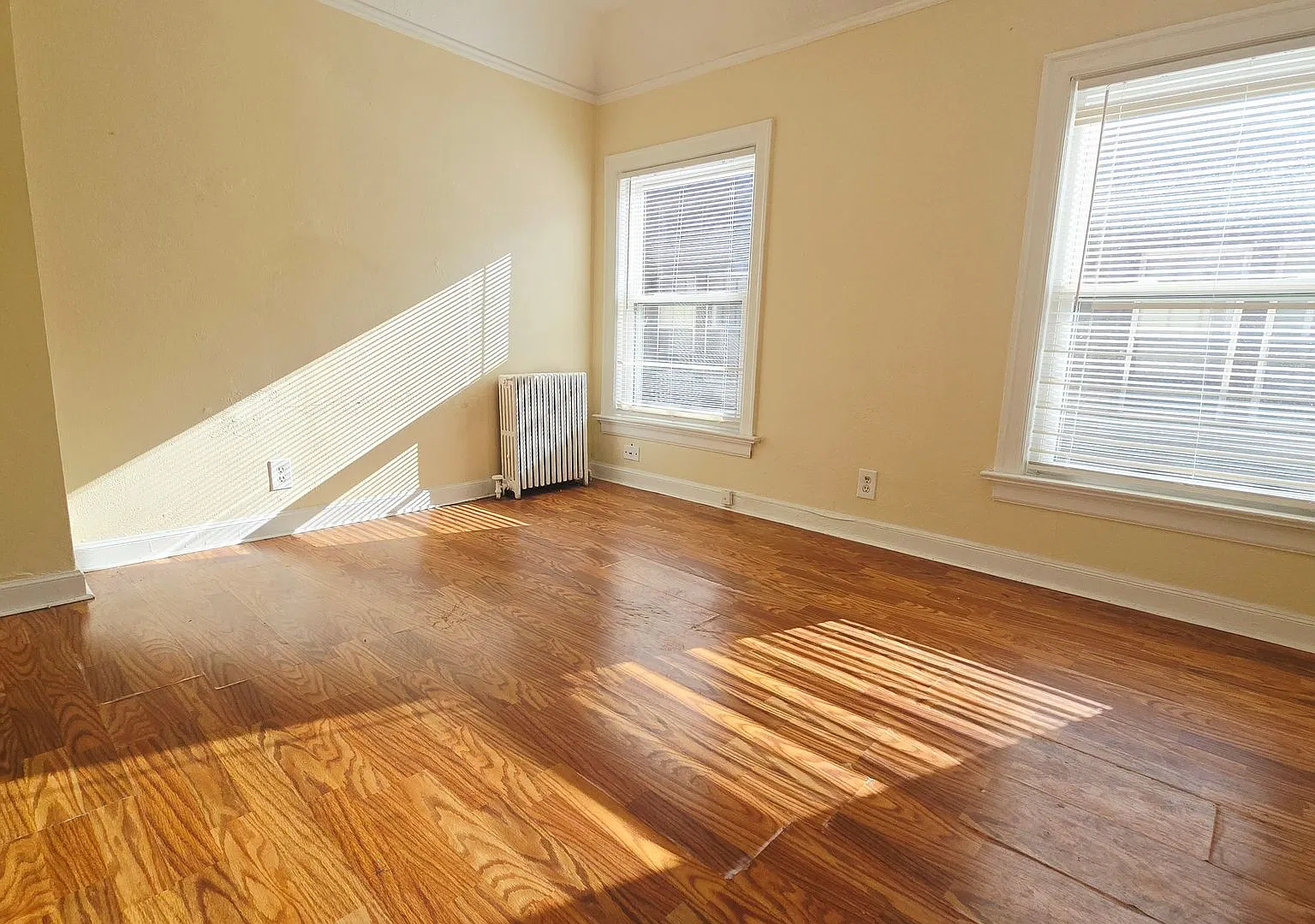 2130 Auburn St — Photo 4