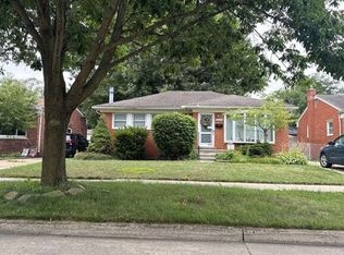 22124 Love St, Saint Clair Shores, MI 48082