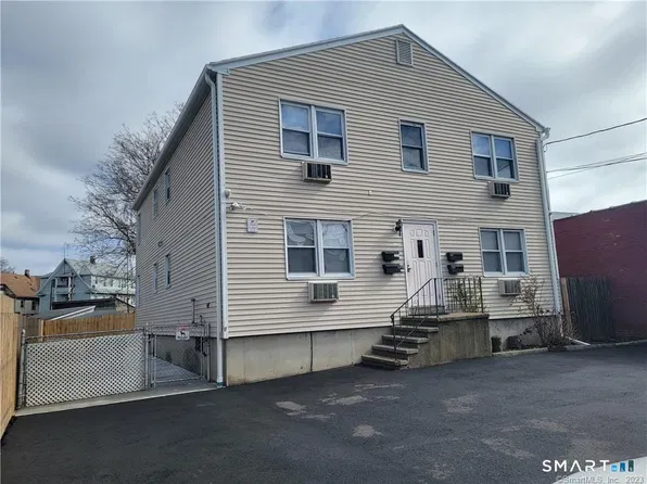 392 Lexington Ave APT B, Bridgeport, CT 06604