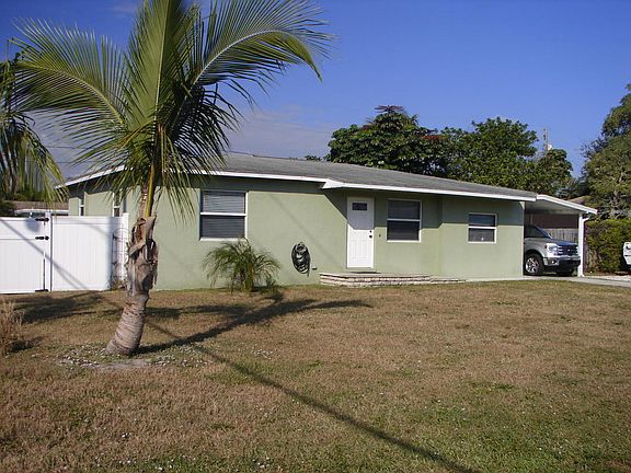 2nd image of 19170 SE Robert Dr