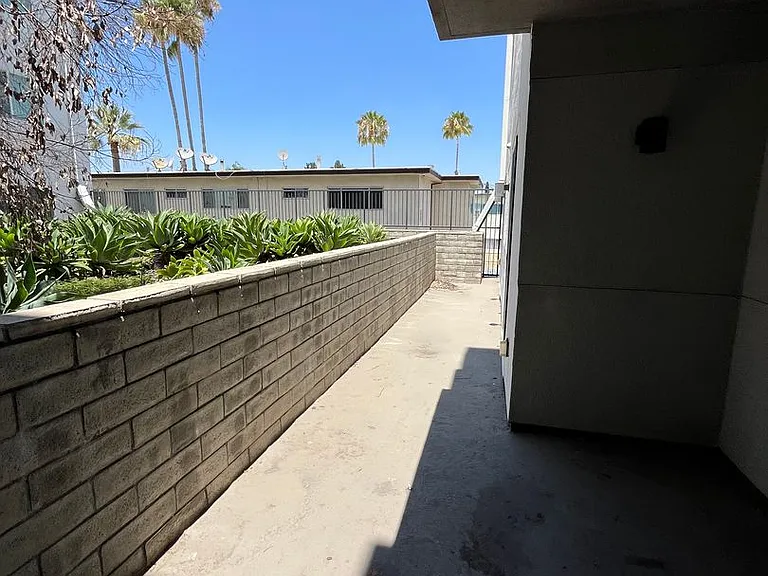 5630 Fair Ave — Photo 10