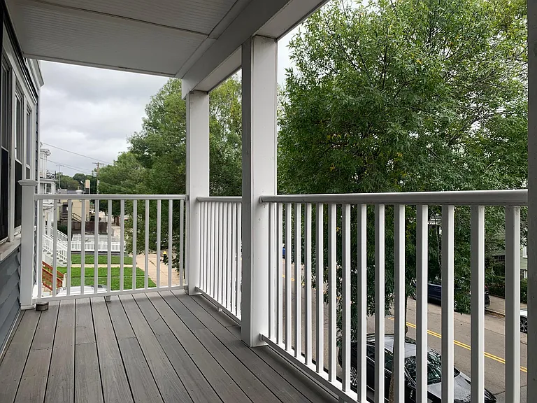 29 Gibson St #2L — Photo 9