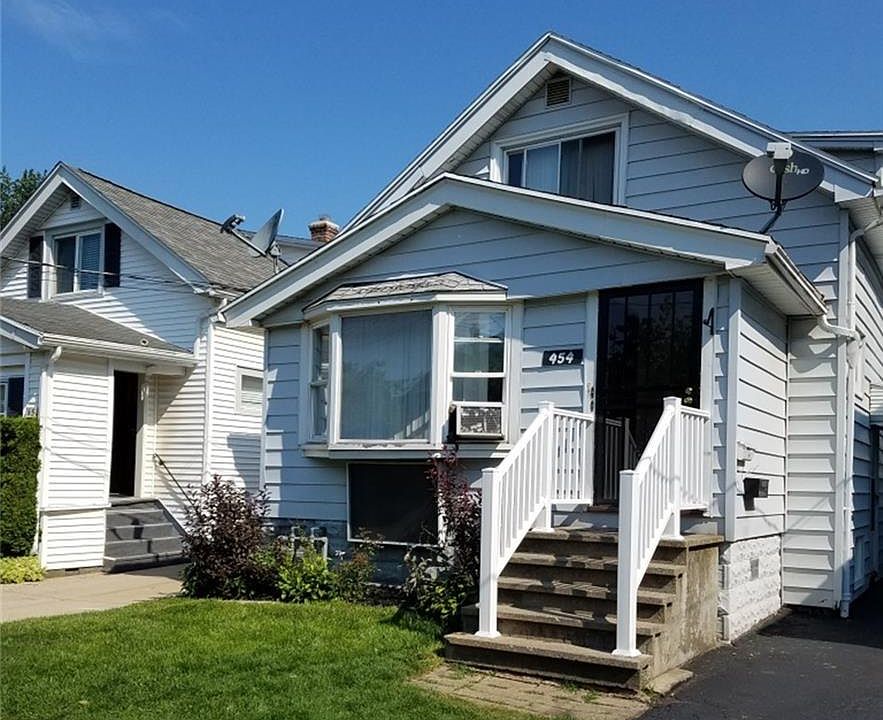 1st image of 454 Hewitt Ave