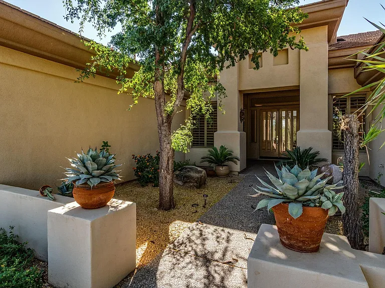 6461 E Crested Saguaro Ln — Photo 47