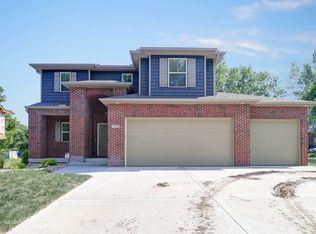 705 NE 111th St, Kansas City, MO 64155