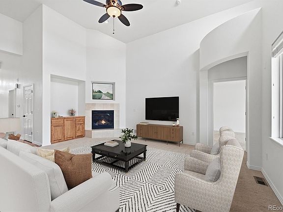 4th image of 477 Rifle Way