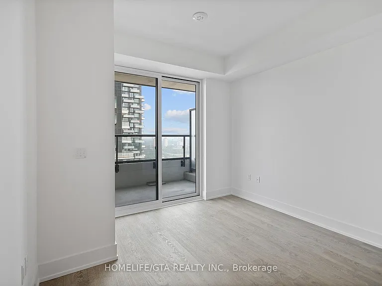10 Inn On The Park Dr #2405 — Photo 21