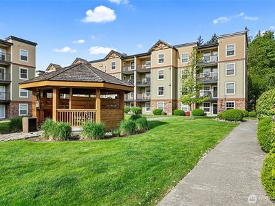 690 32nd Street #B201, Bellingham, WA, 98225