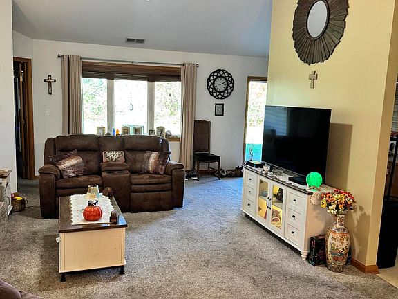 3rd image of 6870 Avocet Cir