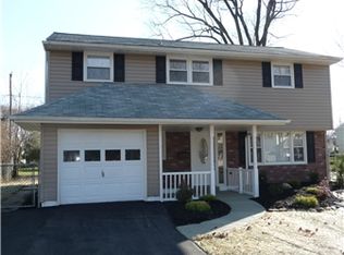 16 Monterry Dr, Newark, DE 19713