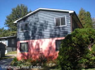 2605 E Court St, Iowa City, IA 52245