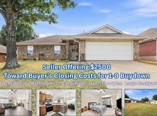 3411 Dana Ln, Denison, TX 75021