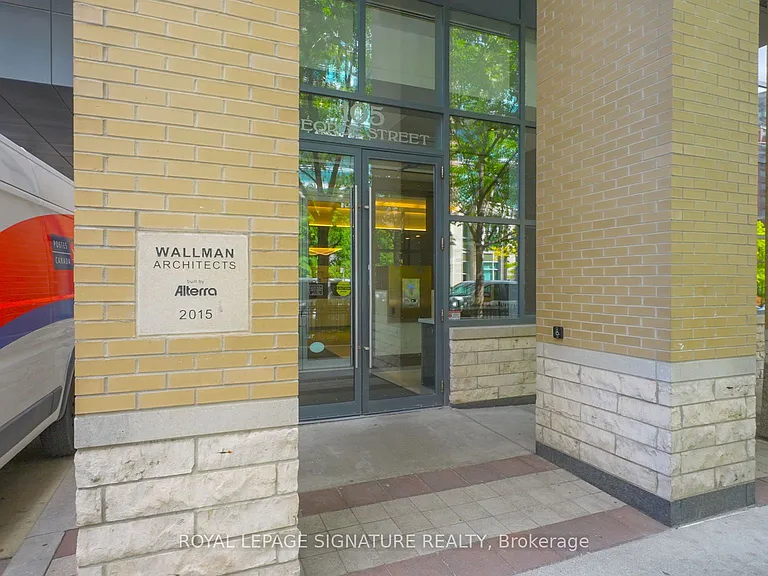 105 George St #1214 — Photo 12