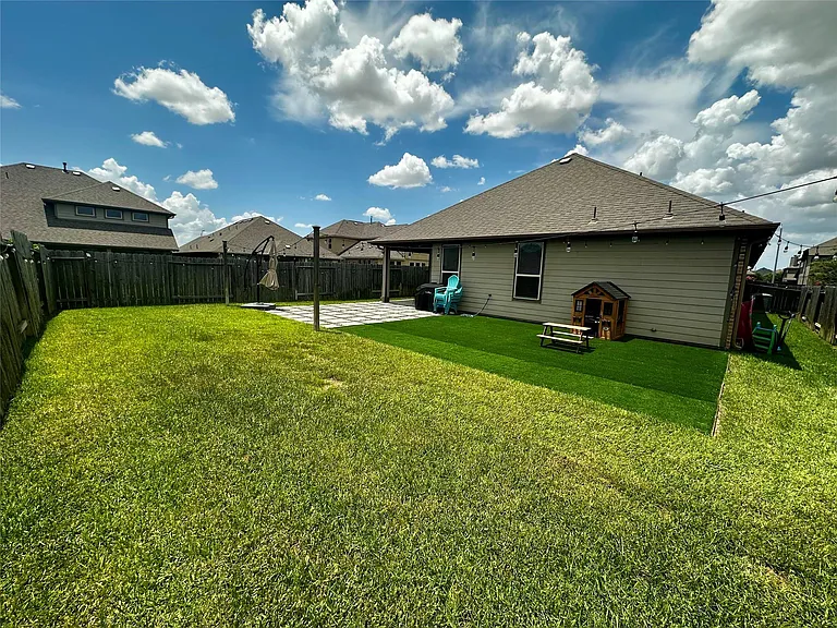 28719 Yellowstone Preserve Dr — Photo 43