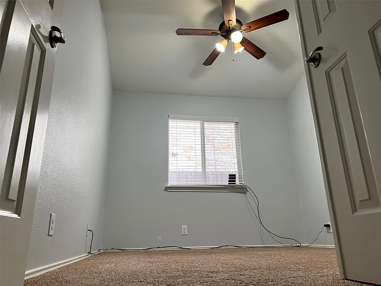 309 Riverine Way — Photo 14