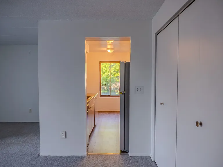2440 Noble Rd #1 — Photo 6