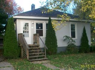 207 N Ash St, Onarga, IL 60955