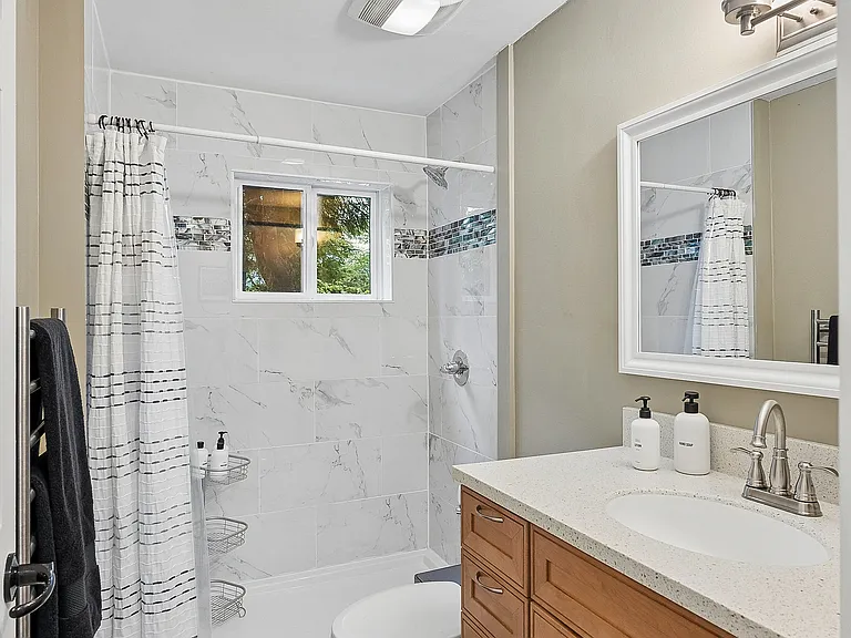 316 Ash St — Photo 22
