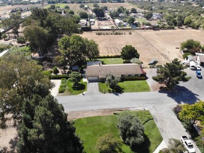 1229 Berlin Dr, San Martin, CA, 95046