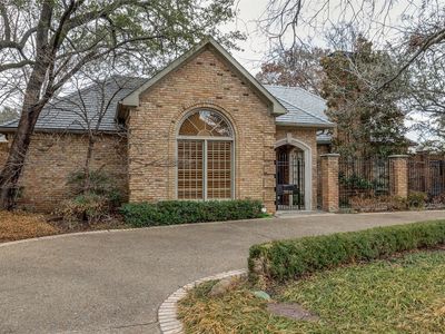 7814 Cornerstone Pkwy, Dallas, TX, 75225