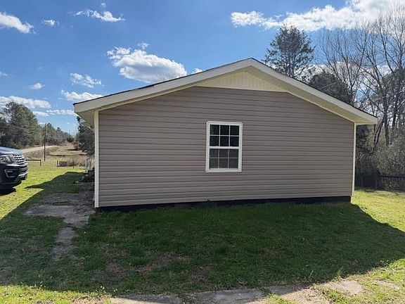 5th image of 425 Chubbtown Rd