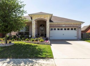 1402 N Webb Ferrell Rd, Arlington, TX 76002