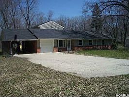 Home for Sale in Willoughby, Ohio $179,900